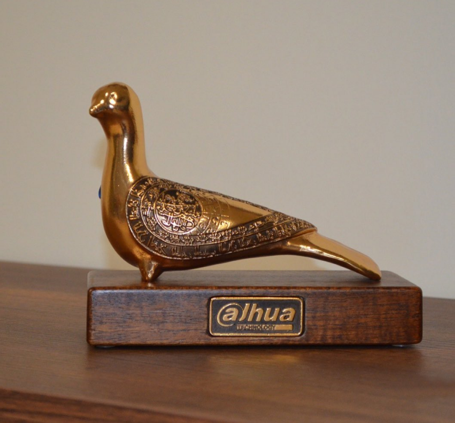 DAHUA-BIRD.png (1005 KB)